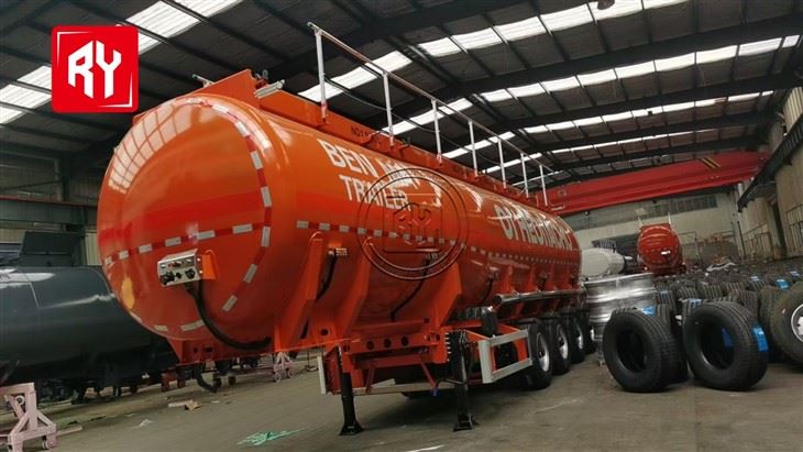 45000L 4 Axle Oil Tank Semi Trailer factory