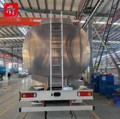 SINOTRUK HOWO 6x4 371HP Oil Fuel Tanker Truck - 20000L/30000L Customized Diesel Gas Delivery Transport price